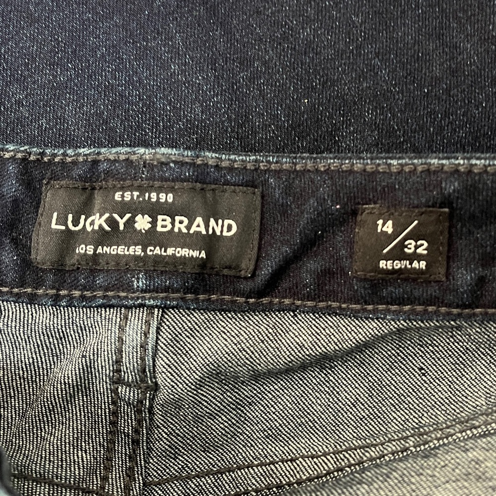 Lucky Brand Lolita Boot Cut Mid Rise Curvy Fit Jeans Dark Blue Size 14/32 - Picture 3 of 6